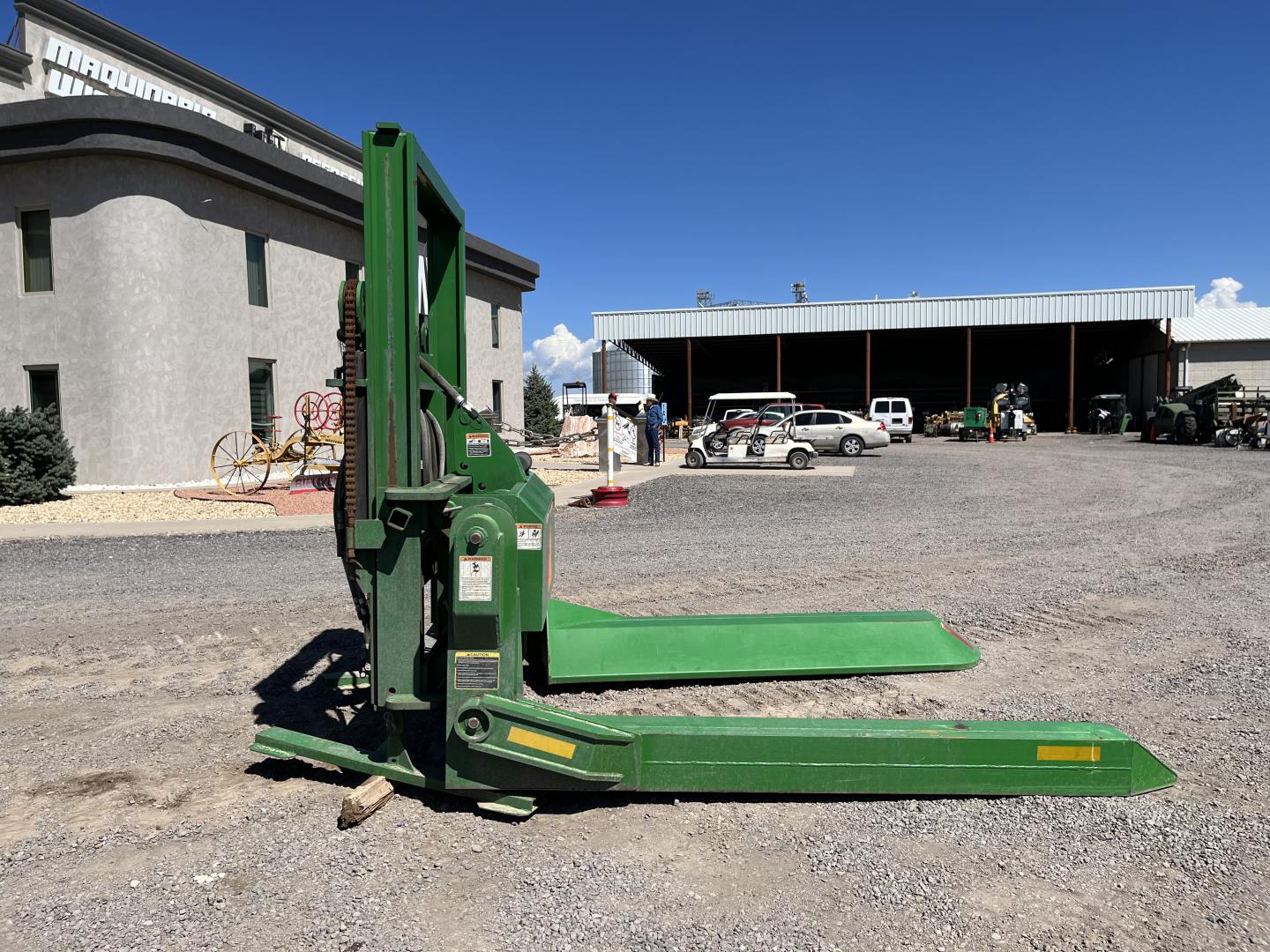 ./imagenes/INVOICE/2019/16848/MANIPULADOR DE PACAS DE ALGODON FRONTIER CM11 (3).JPG